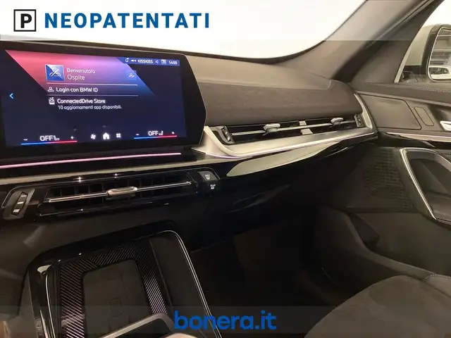 BMW X1 view 21