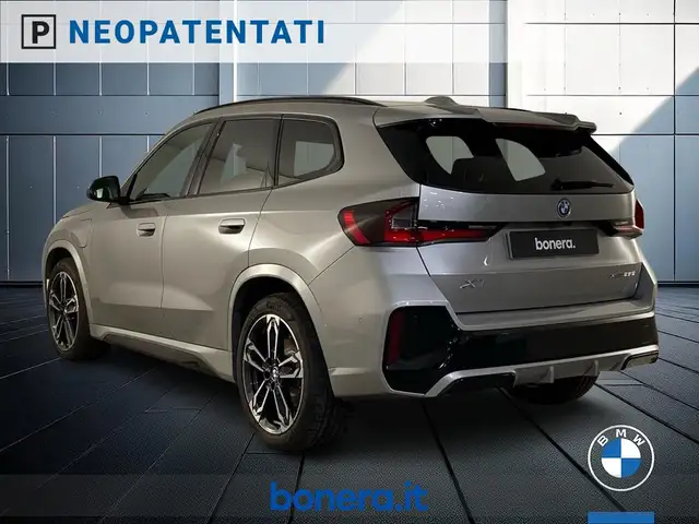 BMW X1 view 8