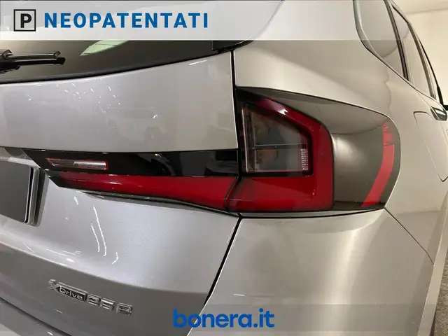 BMW X1 view 11