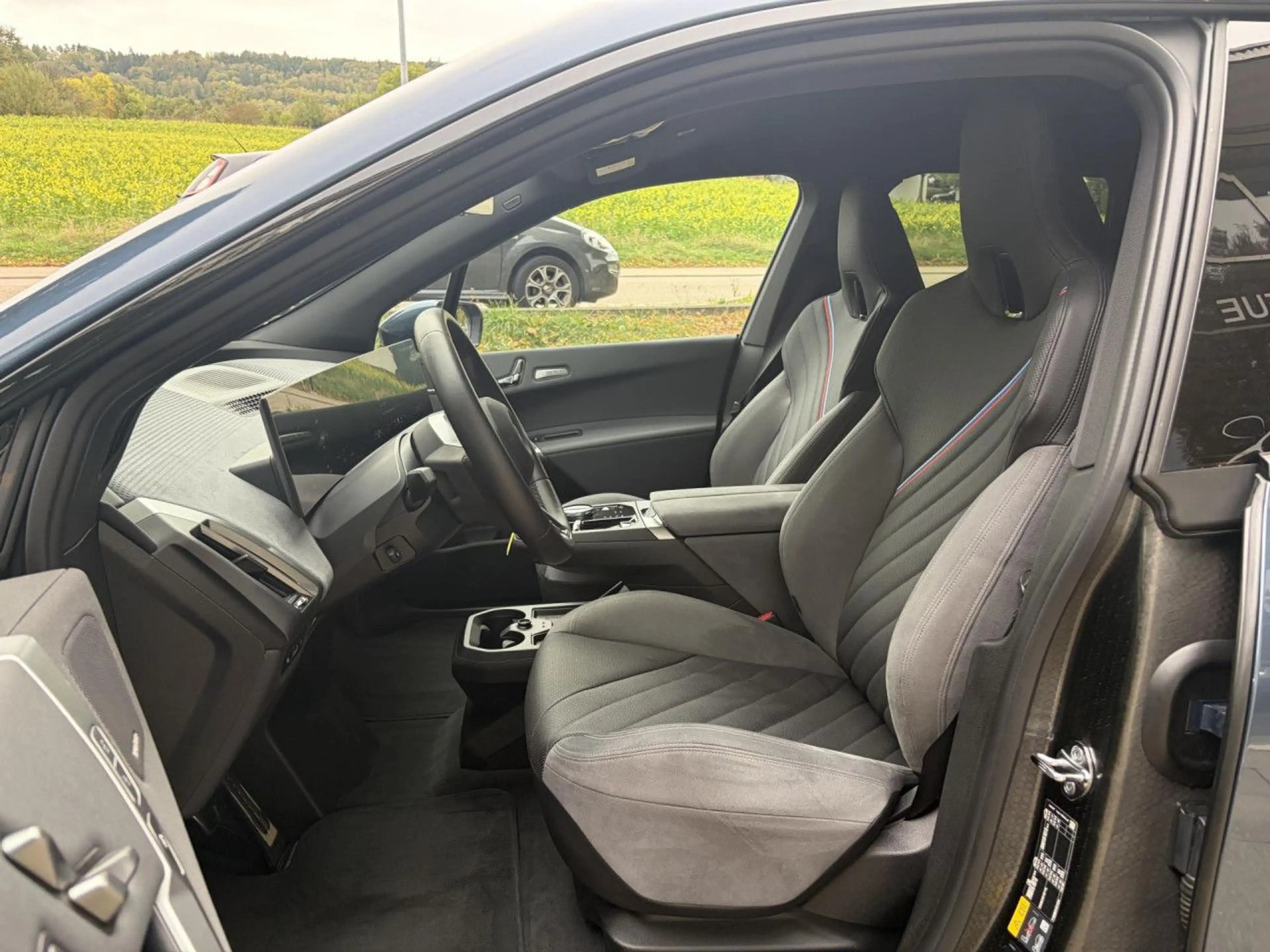 BMW iX x45 M Sport PRO AutobahnAss.SoftCl.360.AHK 21 — photo 11