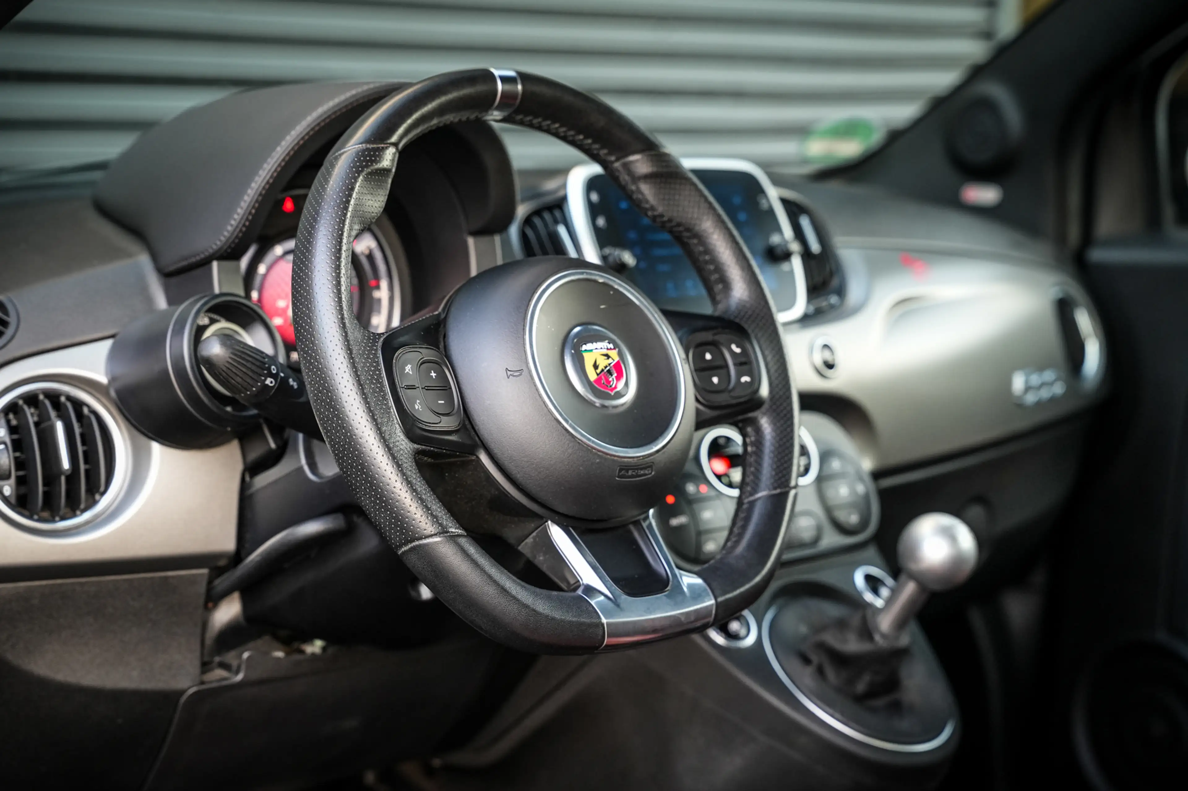 Abarth 595C 1.4 T-Jet Turismo 165pk | Leder | Clima | Uconnect — photo 21
