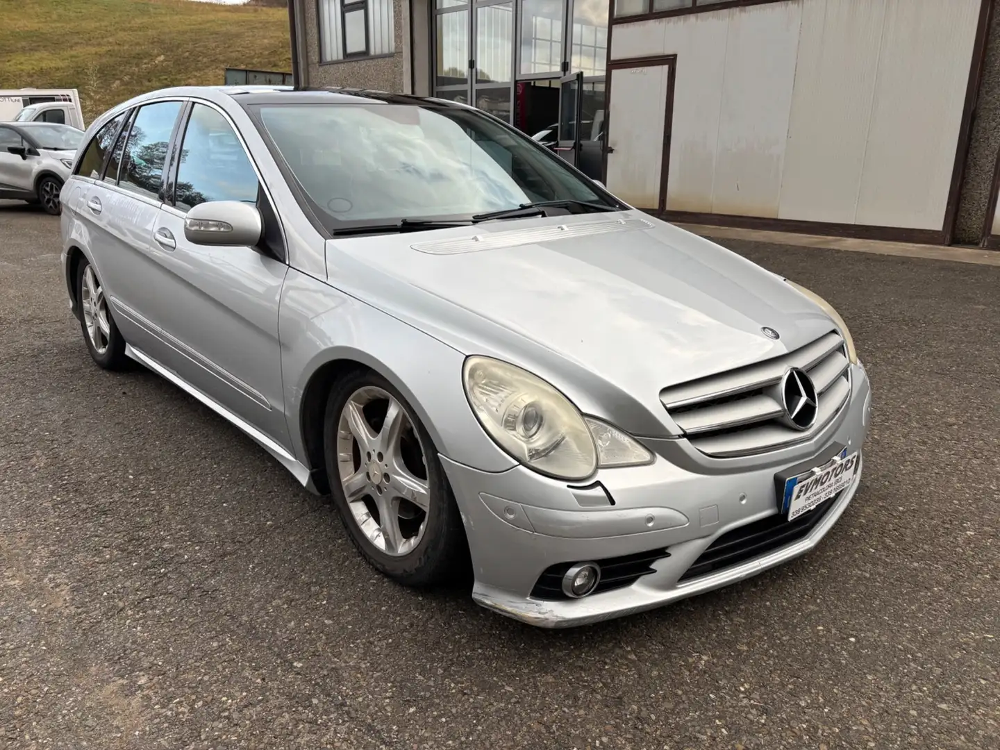 Mercedes-Benz R 320 R 320 CDI cat 4Matic Silber - 2