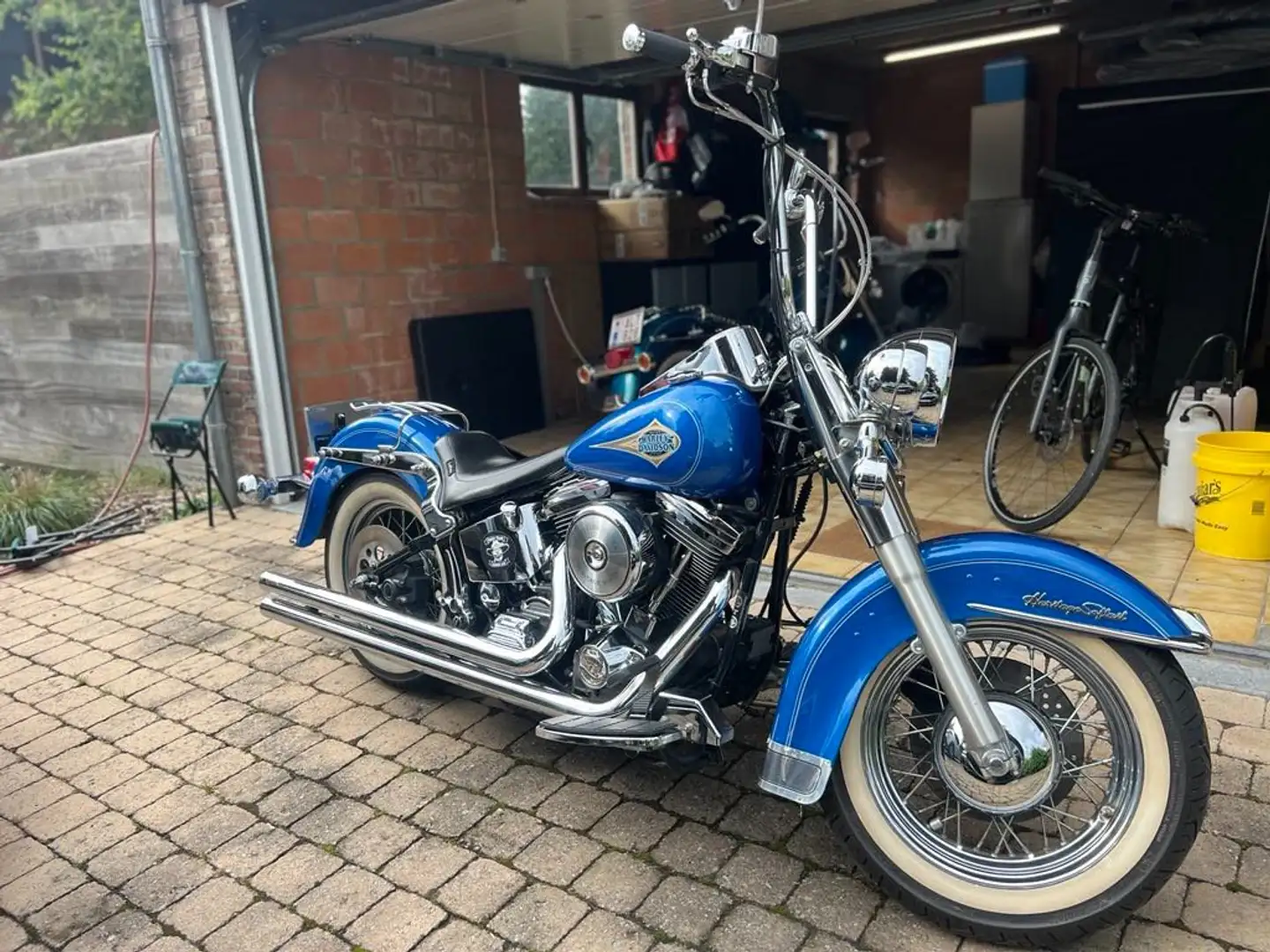 Harley-Davidson Heritage Softail Azul - 1