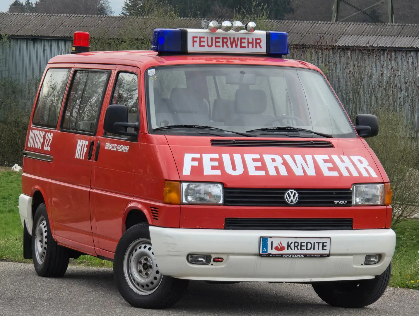 Volkswagen T4 Kombi Top*Kredit*Wenig KM* Anhängerkupplung* 9 Sitzer Rojo - 2