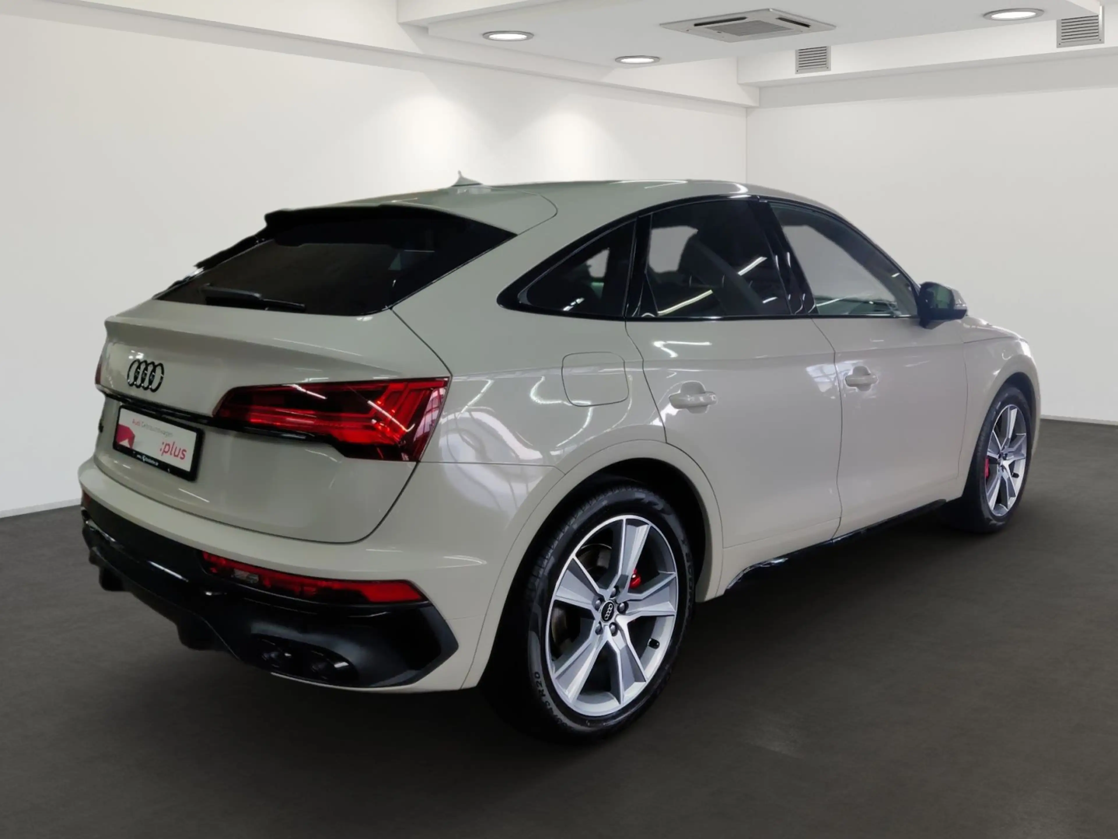 Audi SQ5 B&O AHK Matrix Luftfahrwerk Stadt+ — photo 5