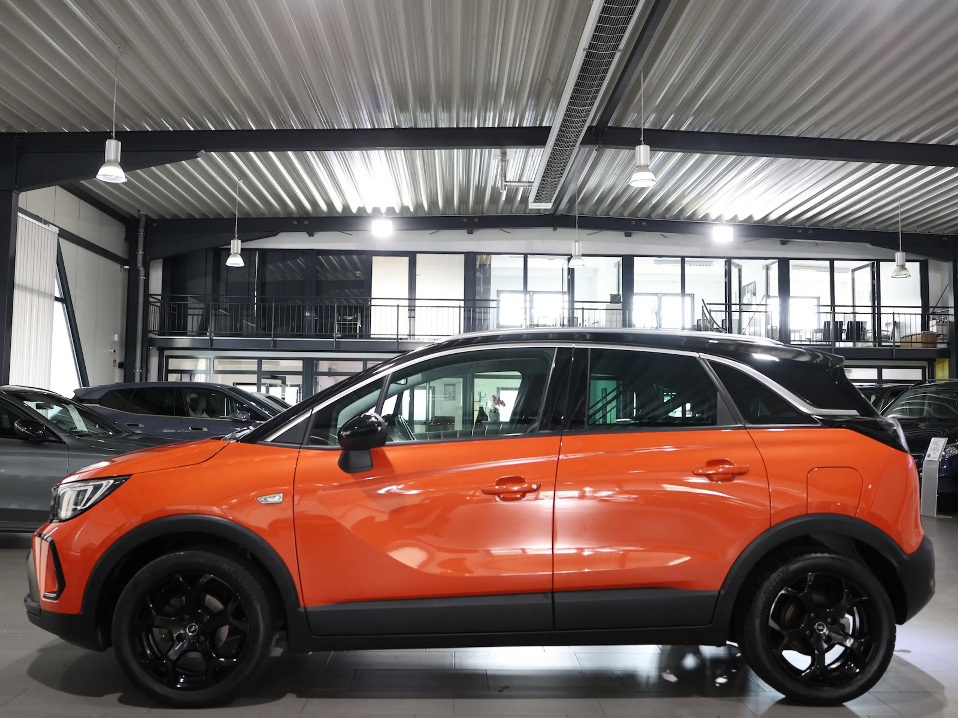 Opel Crossland 1.5 D GS-LINE SPORT / ORANGE & BLACK — photo 7