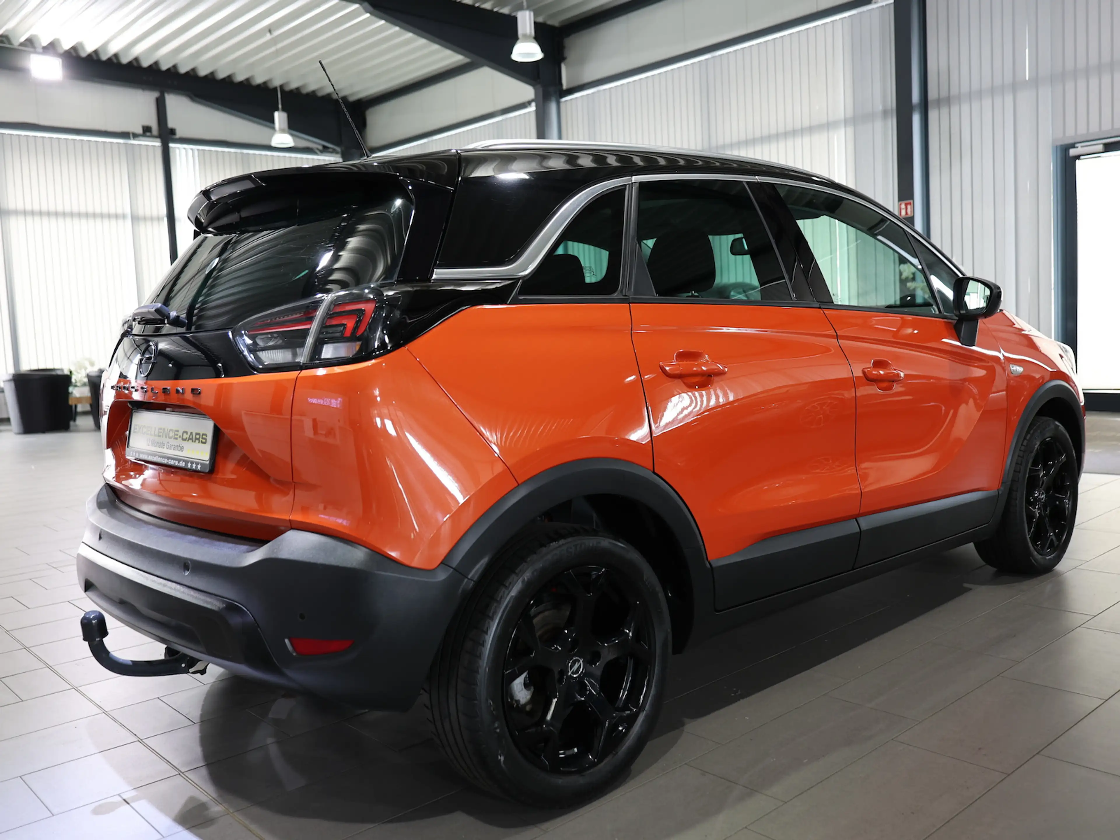 Opel Crossland 1.5 D GS-LINE SPORT / ORANGE & BLACK — photo 10