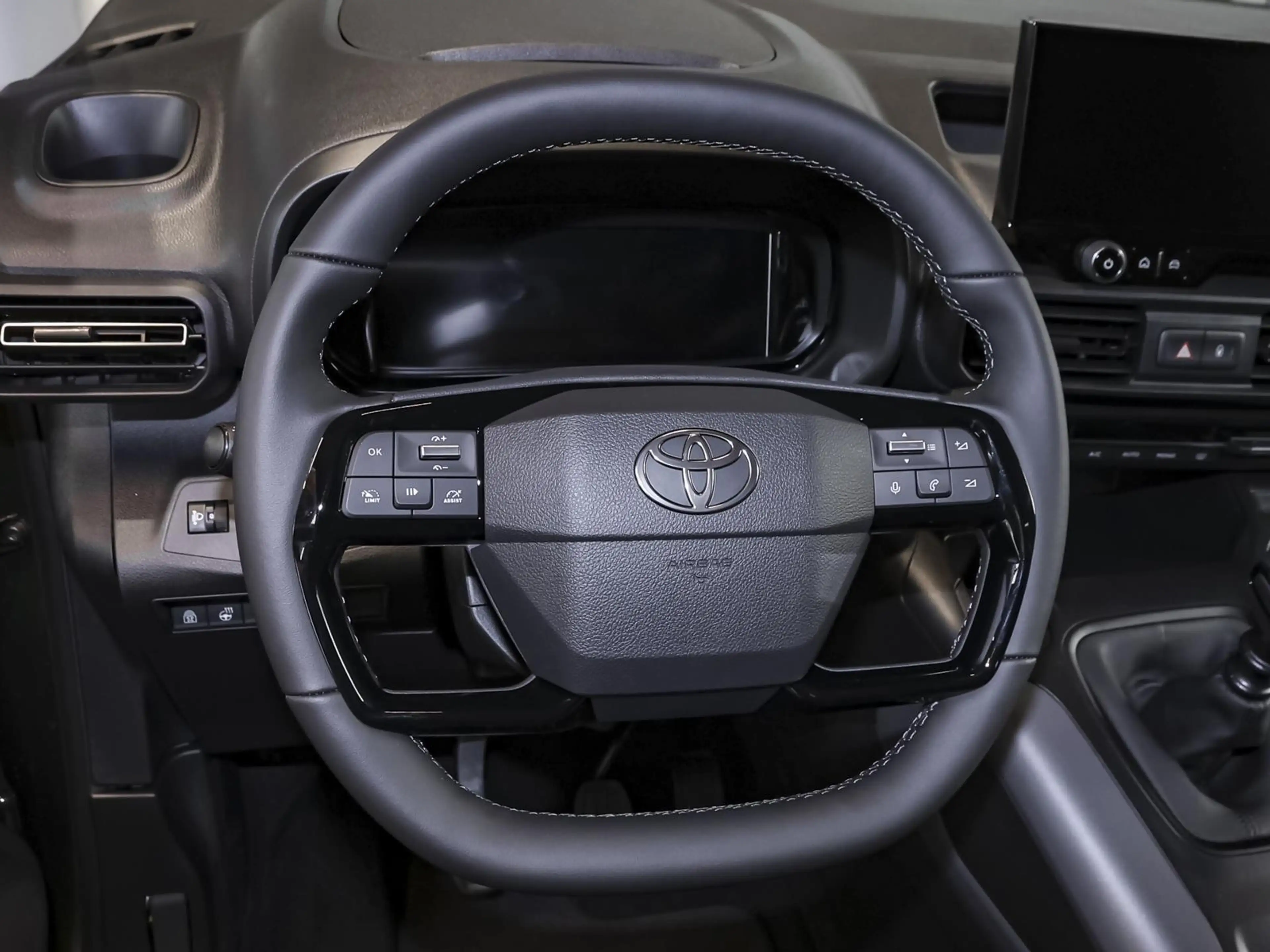 Toyota Proace City Verso L2 Teamplayer 1,2-l-Turbo PDC — photo 6