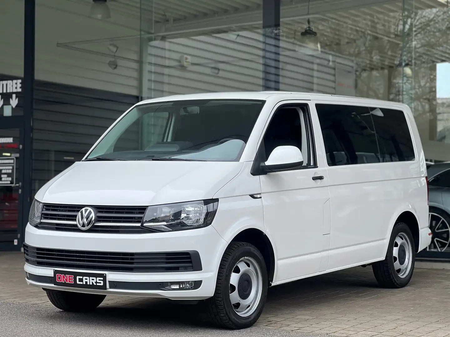 Volkswagen T6 Transporter 2.0 TDi 9PLACES "DSG" GPS-CLIM-WIFI-JA17P-GAR 1AN Blanc - 1