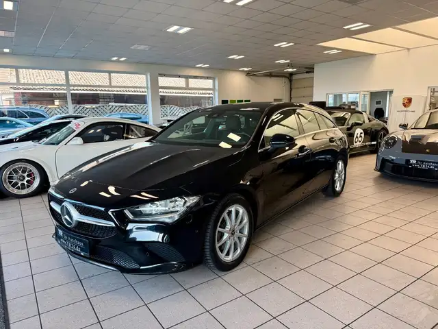 Mercedes-Benz Cla view 2
