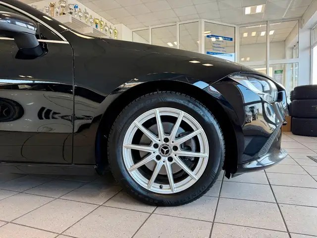 Mercedes-Benz Cla view 6