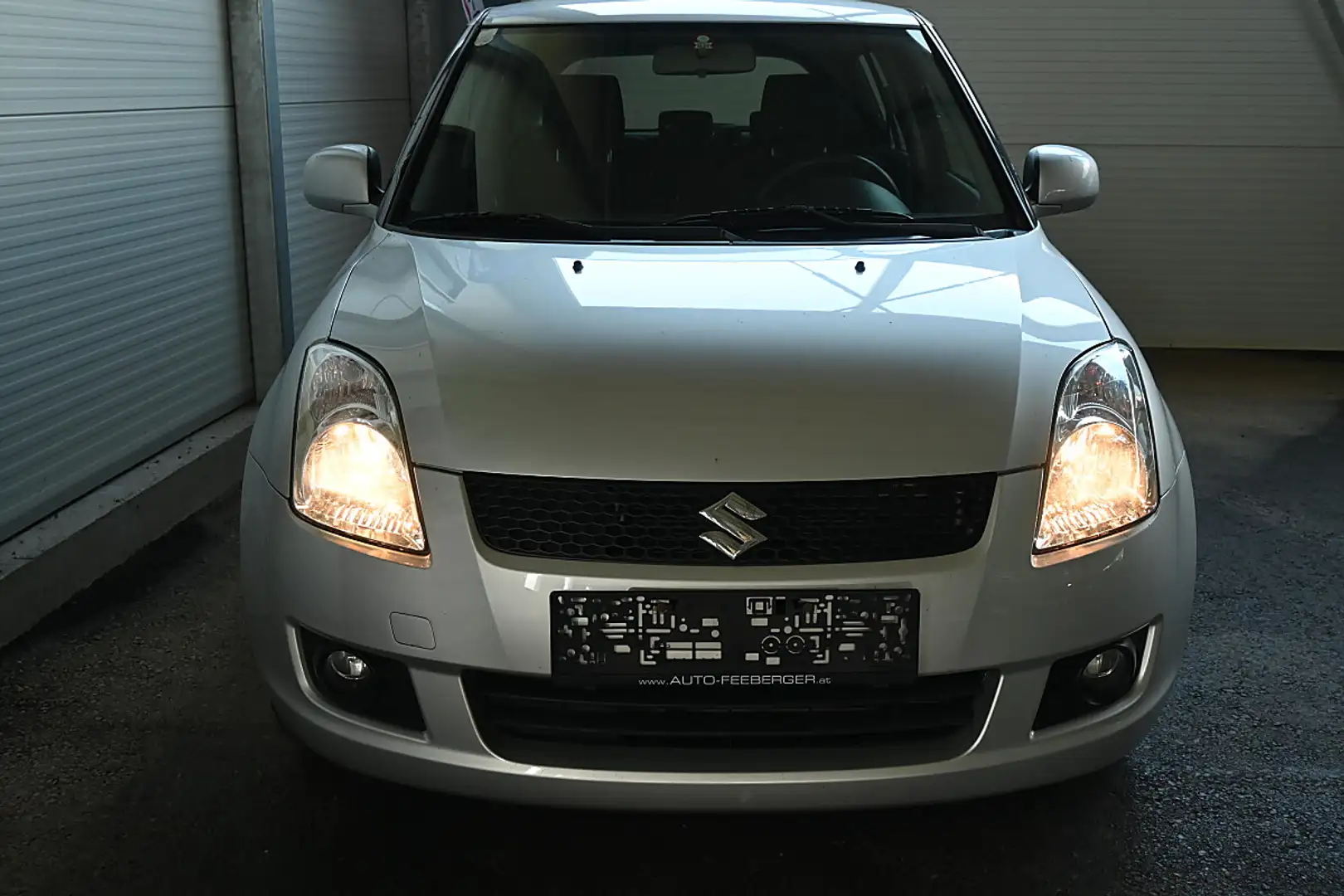 Suzuki Swift 1,3 GL special++ 4WD Silber - 2