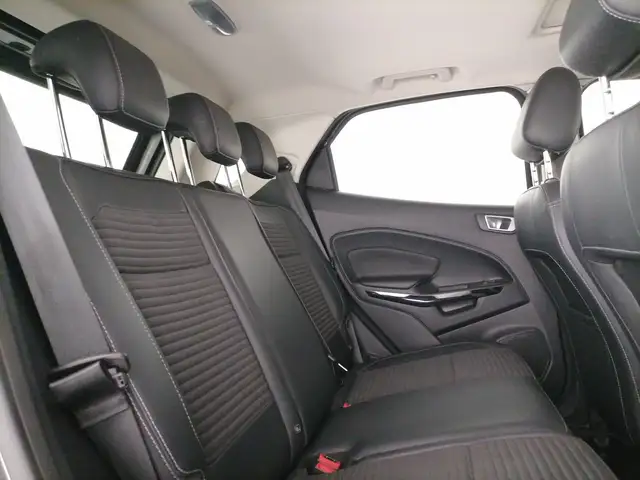 Ford EcoSport view 8
