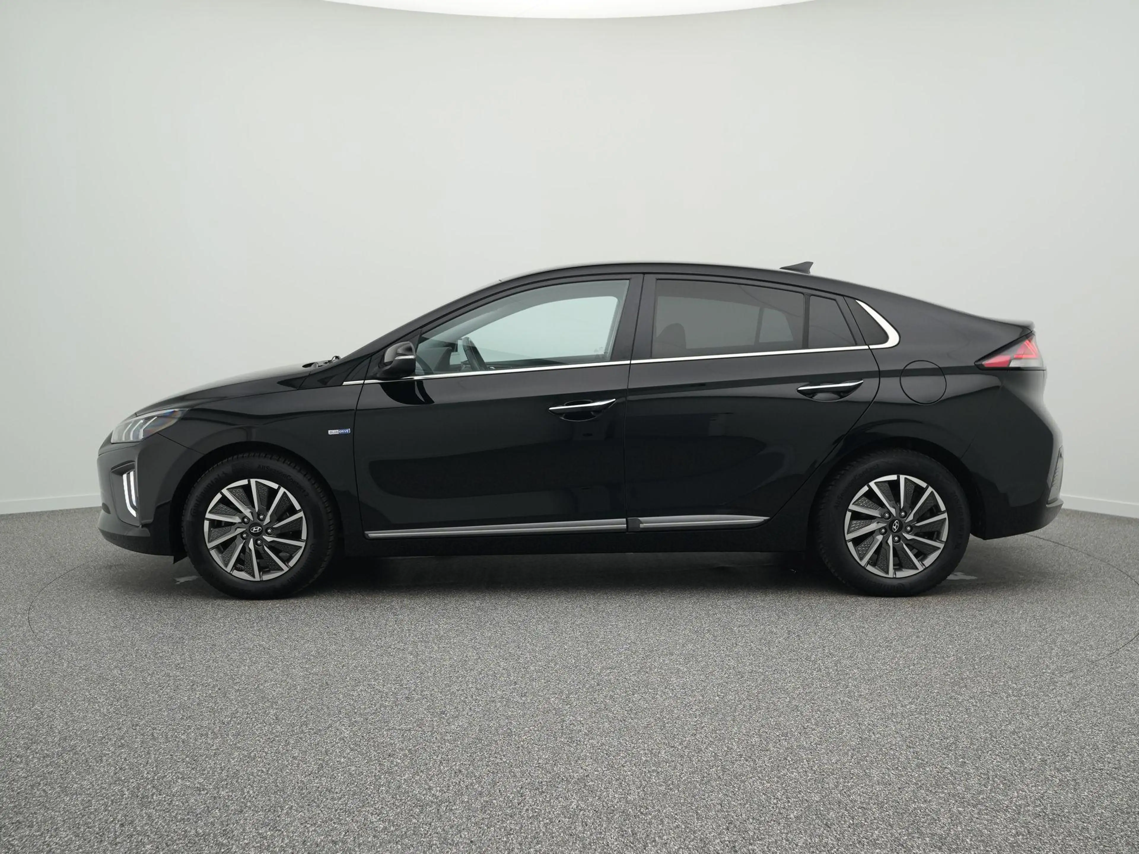 Hyundai IONIQ Comfort EV 38 kWh | Achteruitrijcamera | Stoelverw — photo 13