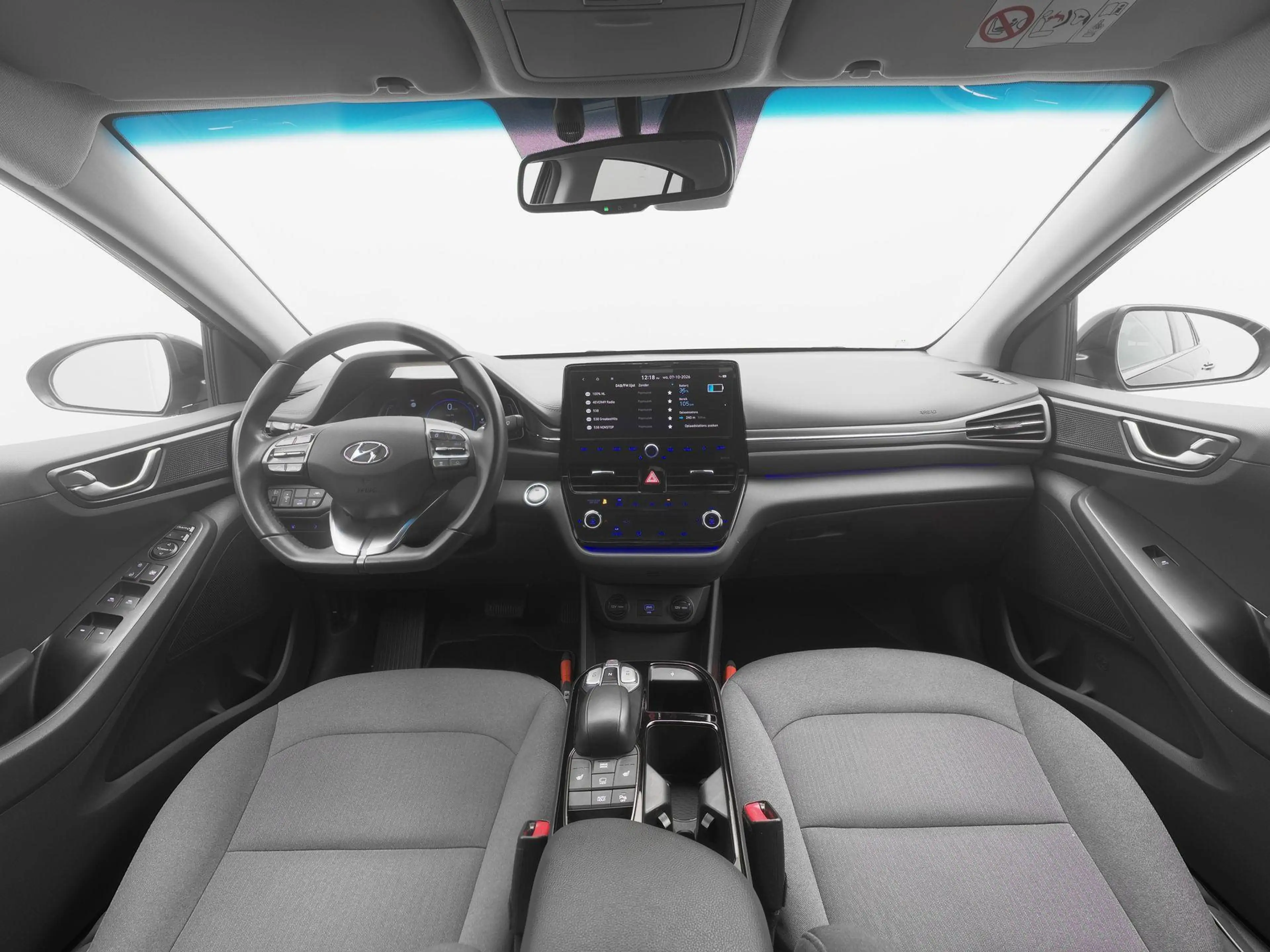 Hyundai IONIQ Comfort EV 38 kWh | Achteruitrijcamera | Stoelverw — photo 3
