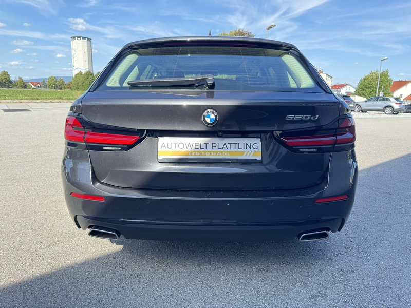 BMW 520 d Touring LED Kamera Leder Panorama — photo 10