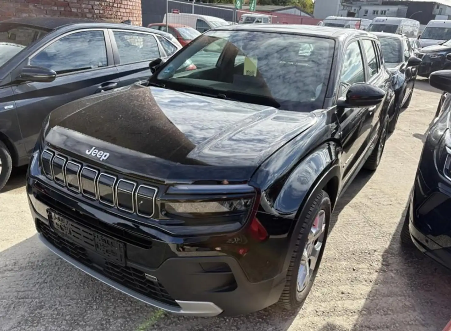 Jeep Avenger Altitude *TEMP*SHZ*LANE*CARPLAY*ACC*LED* Noir - 1