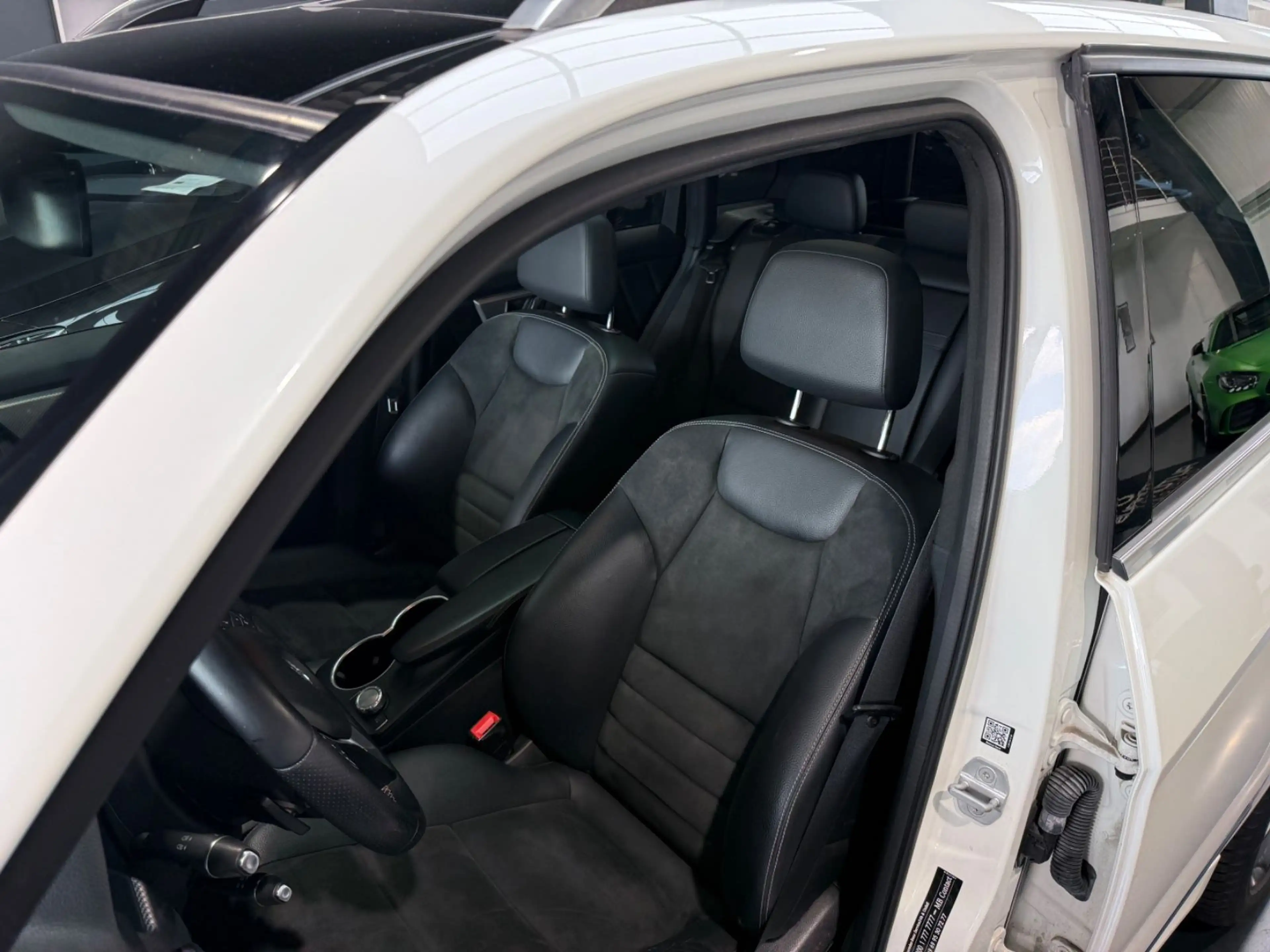 Mercedes-Benz GLK 250 Sport-Paket 4M/Panorama/Xenon/AHK/2HD — photo 11