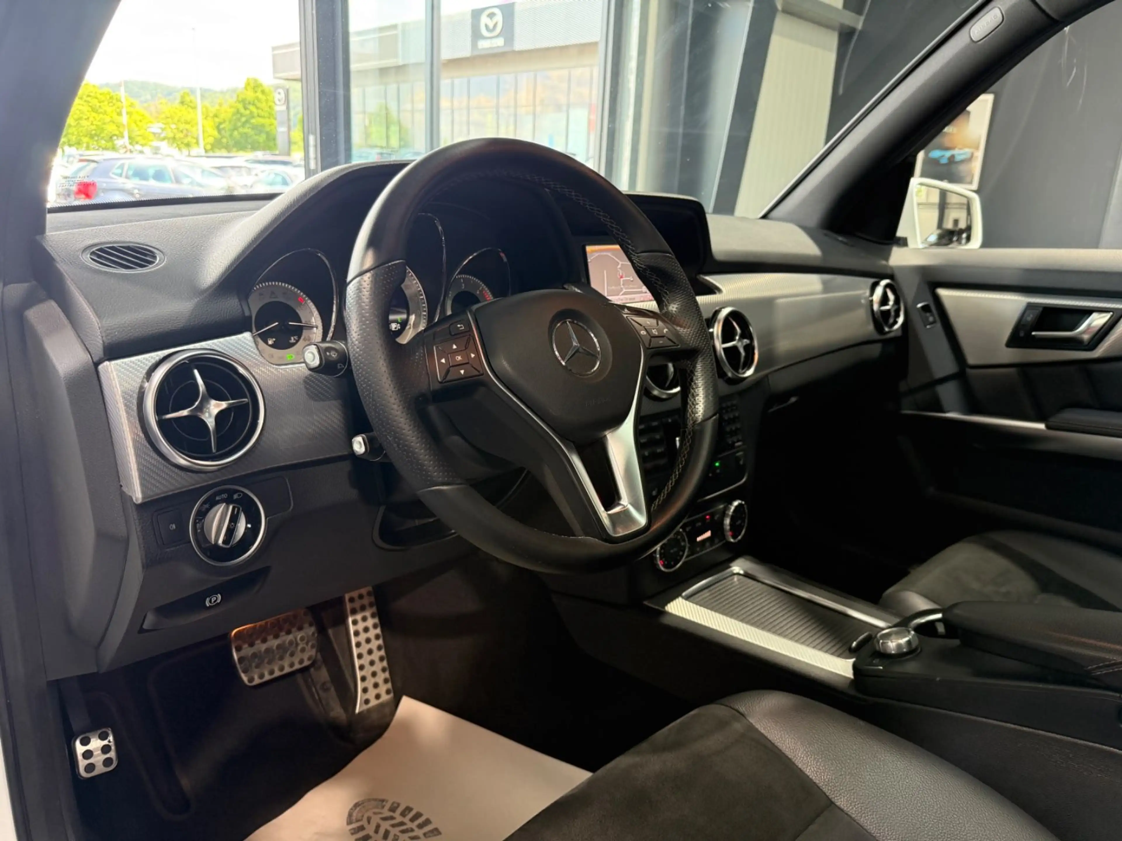 Mercedes-Benz GLK 250 Sport-Paket 4M/Panorama/Xenon/AHK/2HD — photo 15