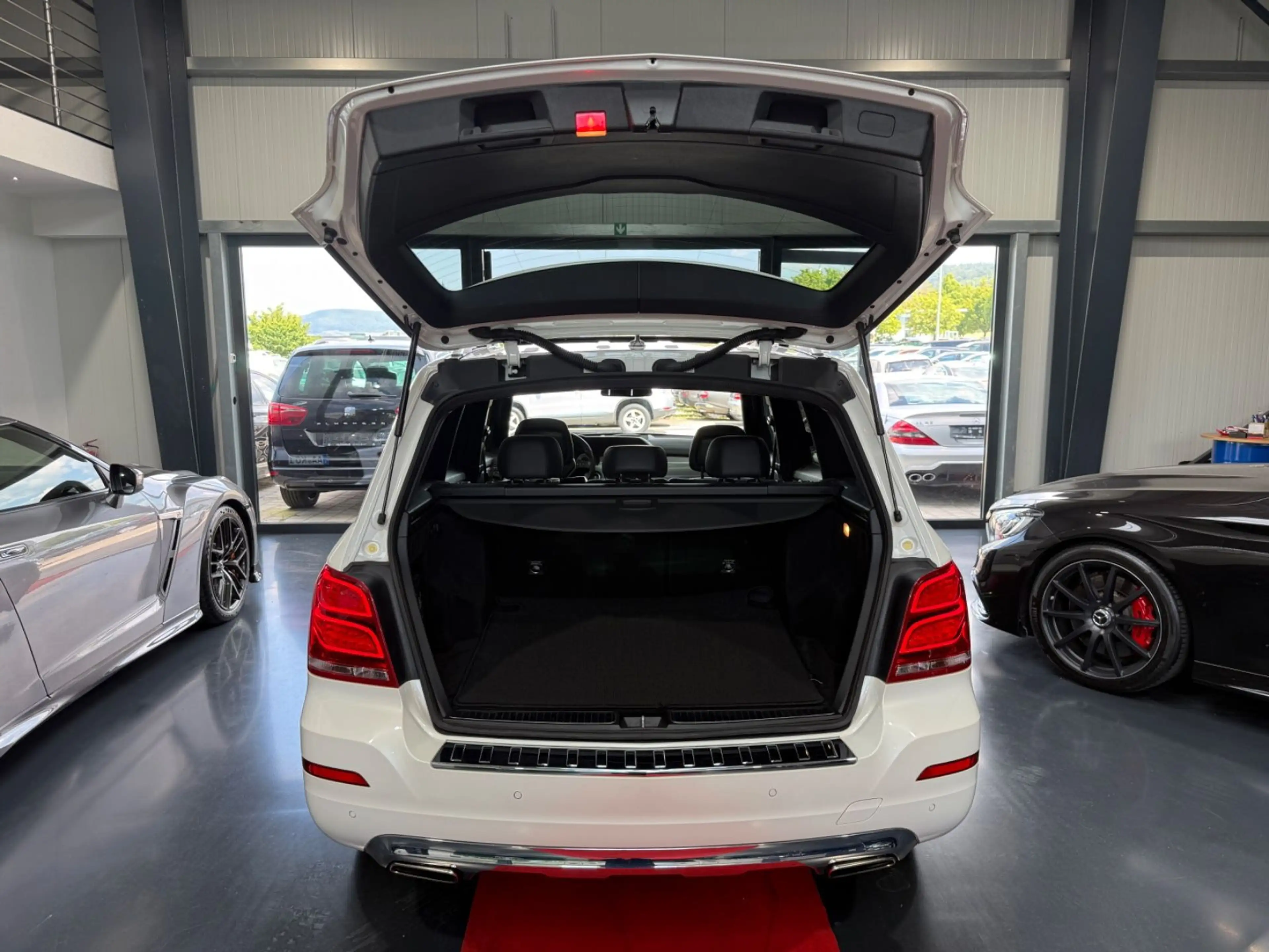 Mercedes-Benz GLK 250 Sport-Paket 4M/Panorama/Xenon/AHK/2HD — photo 7