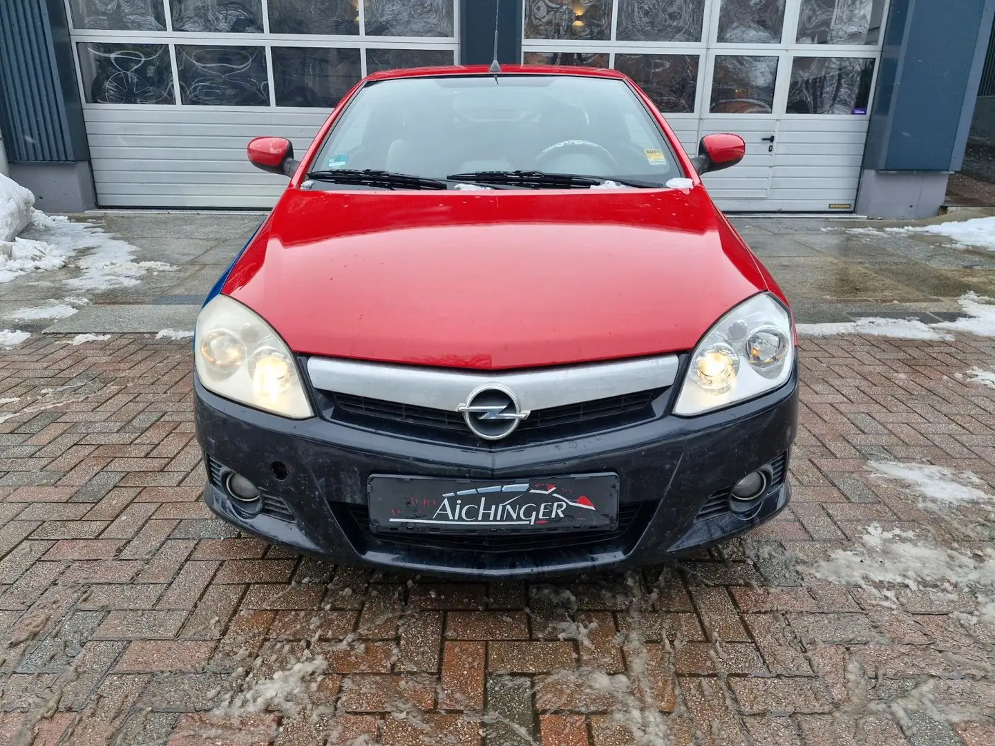 Opel Tigra 1.8 Enjoy Klima Shz Rojo - 2