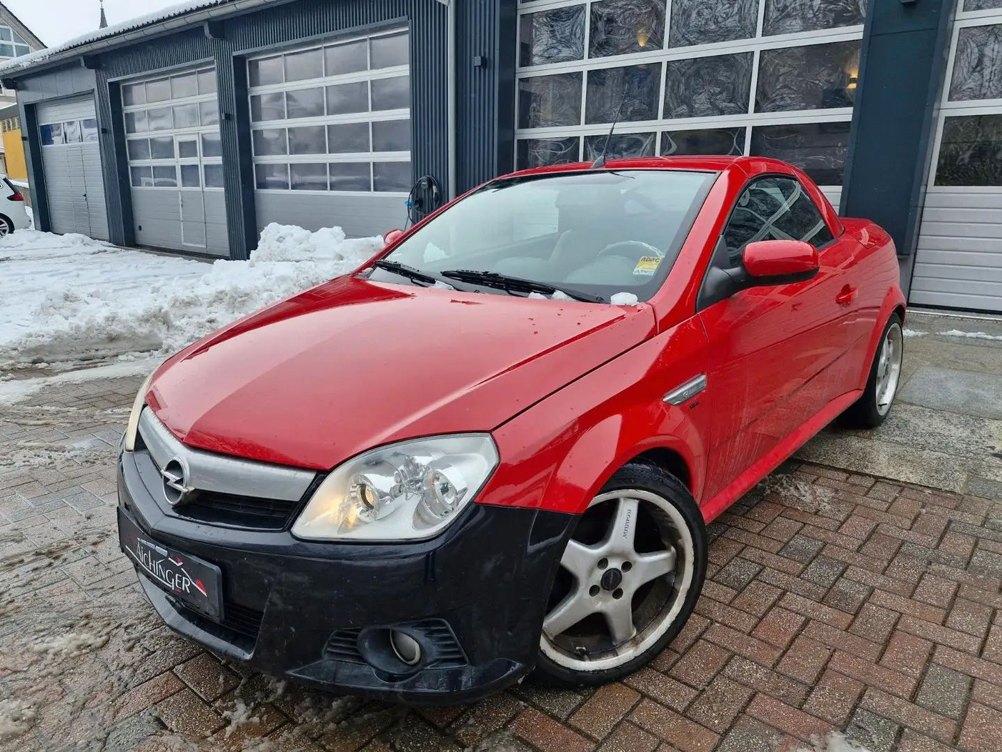 Opel Tigra 1.8 Enjoy Klima Shz Rojo - 1