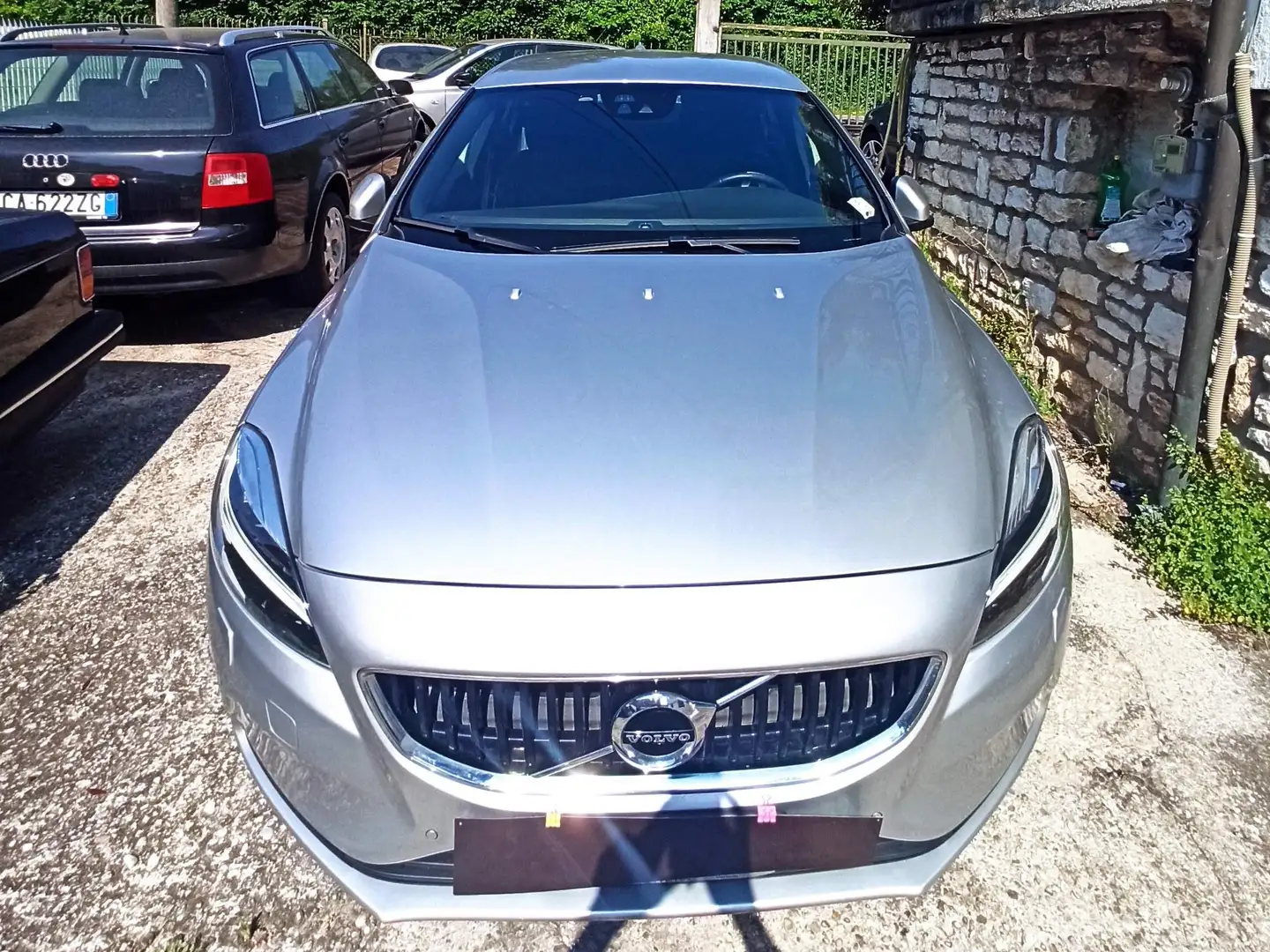 Volvo V40 V40 t3 mom FULL OPT Argento - 2