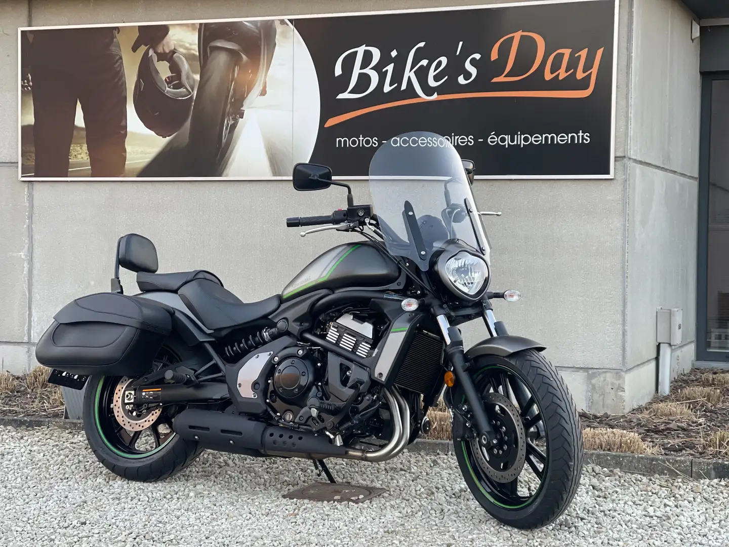 Kawasaki Vulcan S Negru - 1