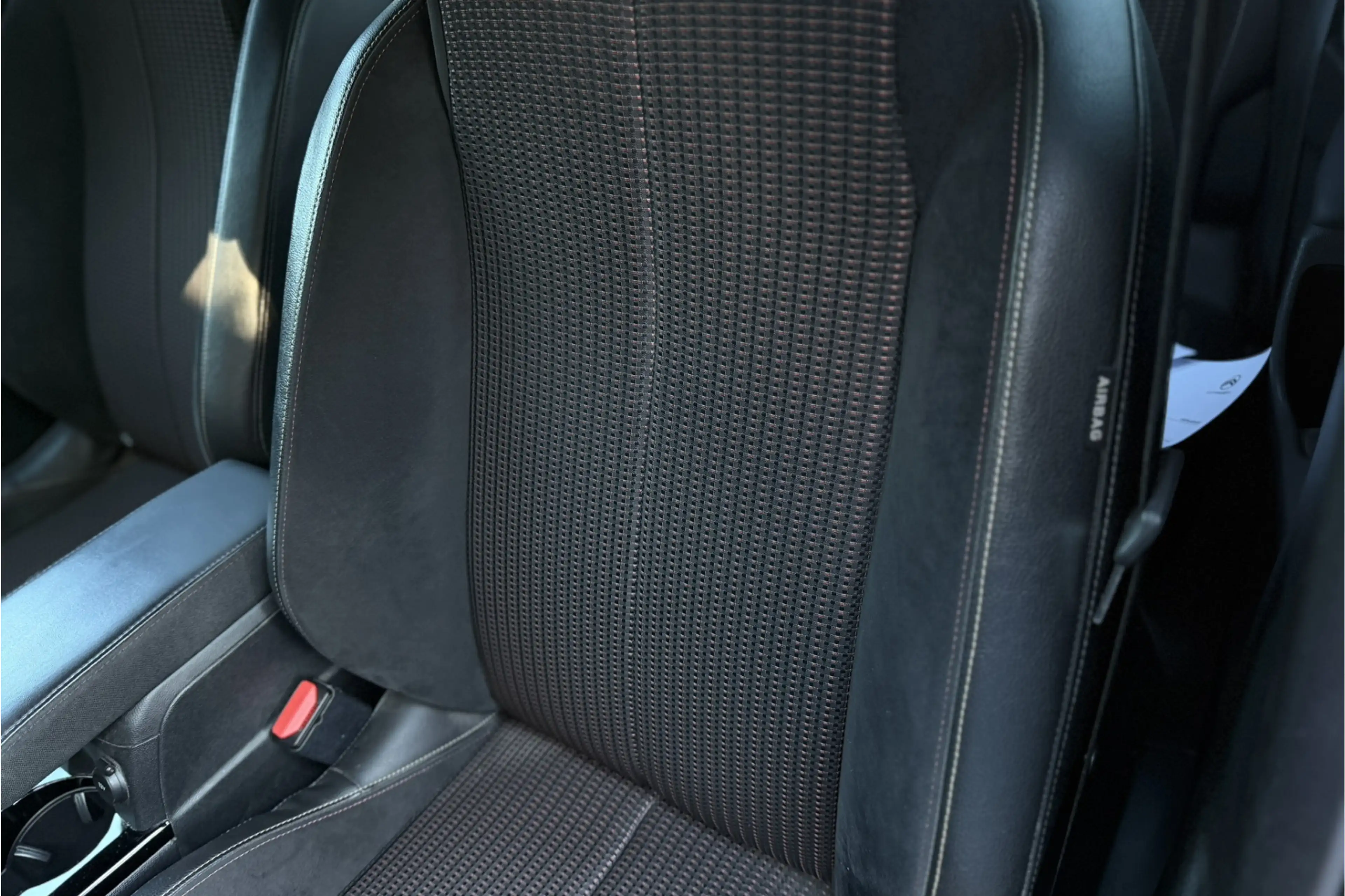 DS Automobiles DS 3 Crossback E-Tense Performance Line 50 kWh | Comfort Acces | — photo 10