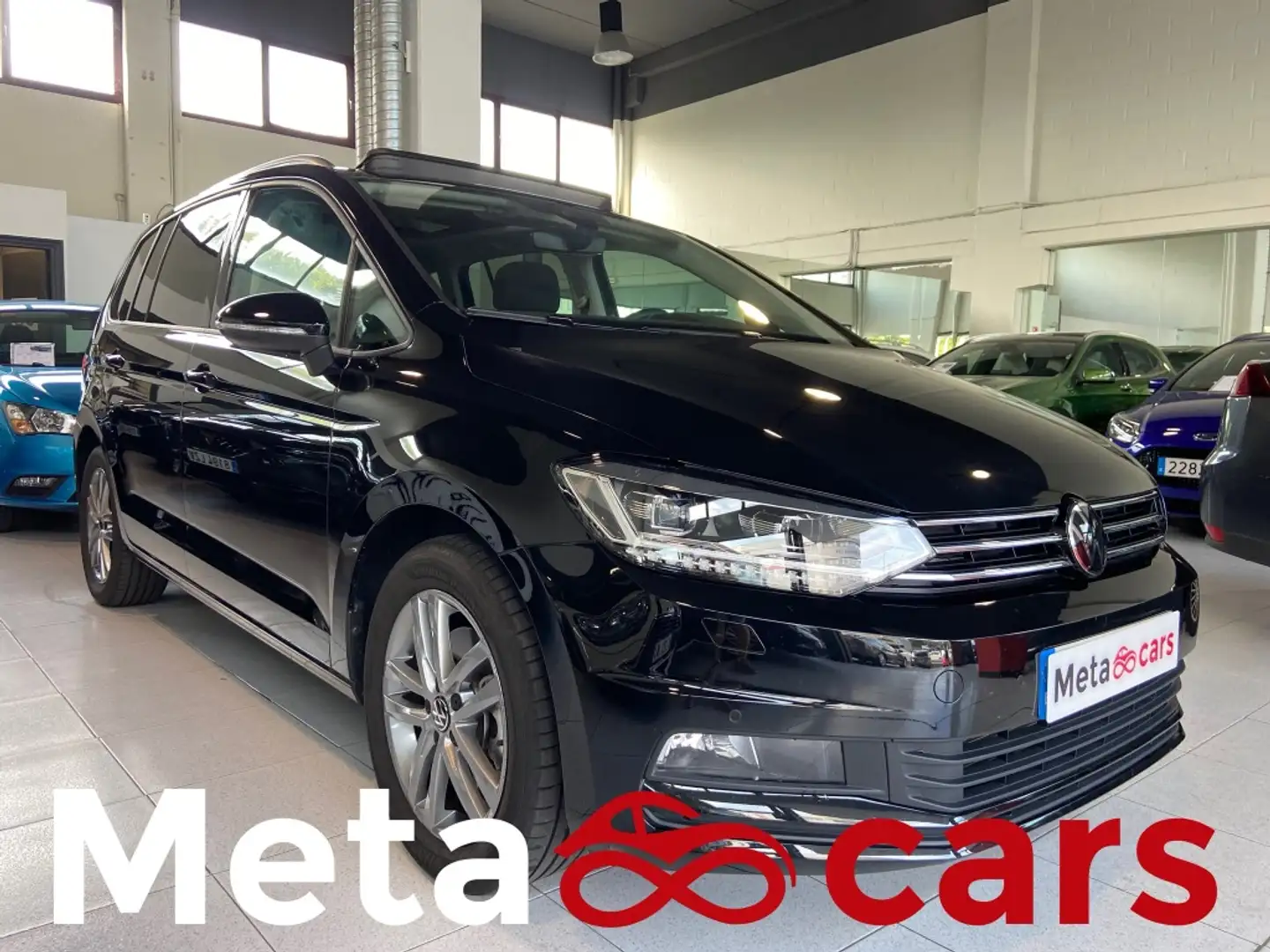 Volkswagen Touran 1.5 TSI Más DSG7 110kW Negro - 1