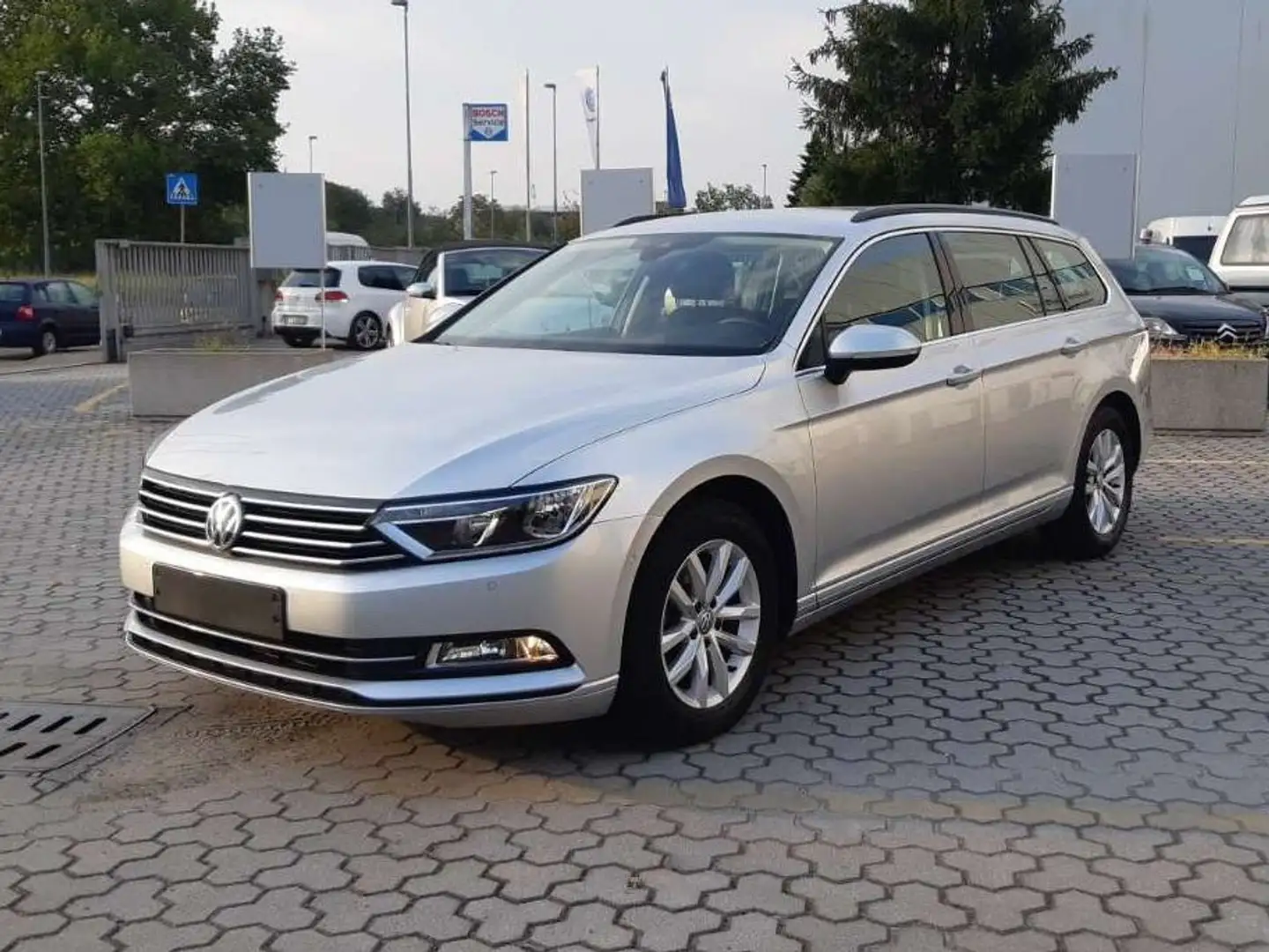 Volkswagen Passat Variant DSG 150CV Grigio - 1
