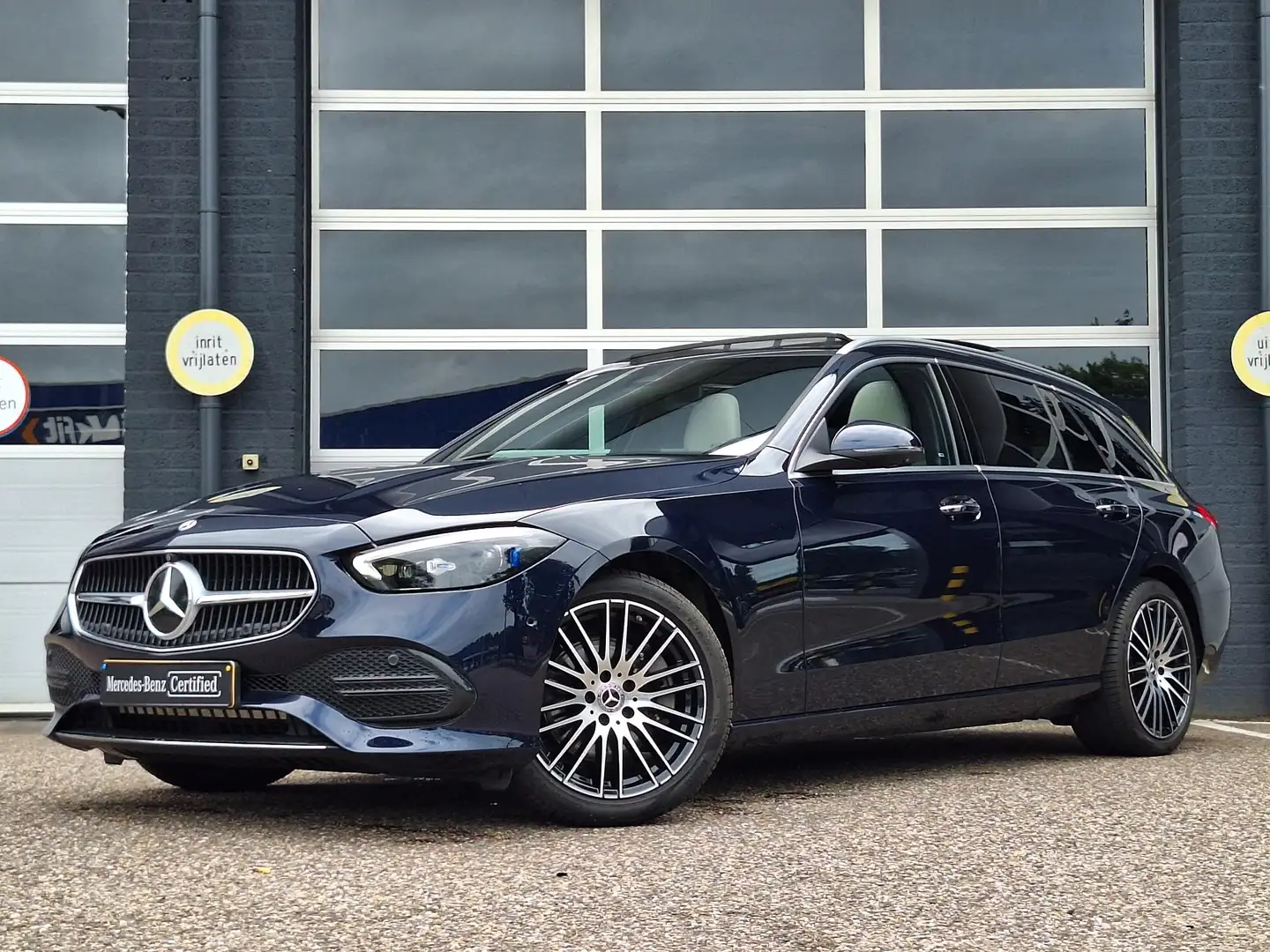 Mercedes-Benz C 200 Estate | Beige leder | Panoramadak | Trekhaak | Me Blauw - 2