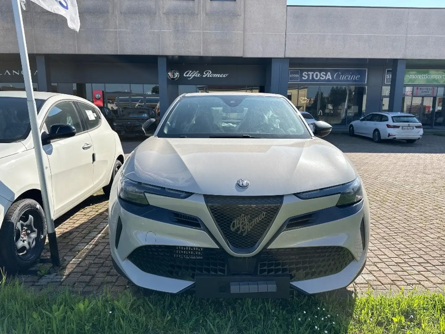 Alfa Romeo Junior 1.2 Hybrid ibrida Blanco - 2