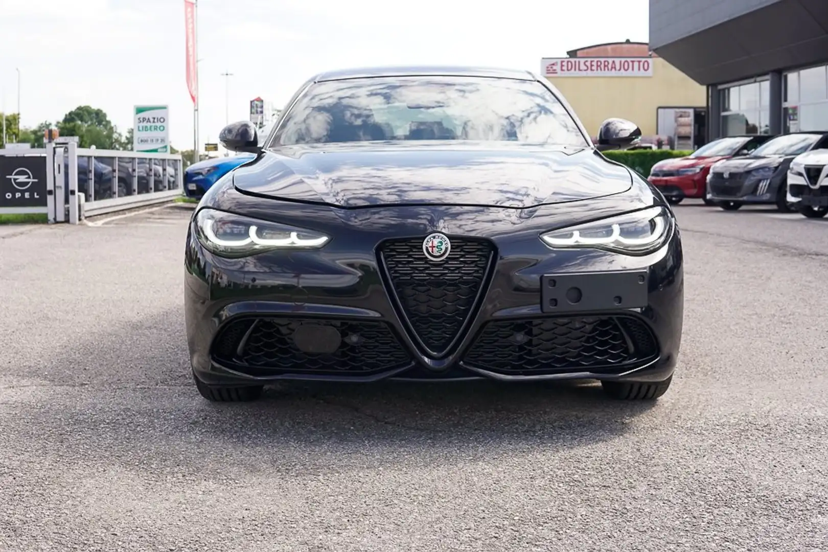 Alfa Romeo Giulia 2.2 210cv t Intensa Q4 /HARMAN KARDON/ PRENOTABILE Nero - 2