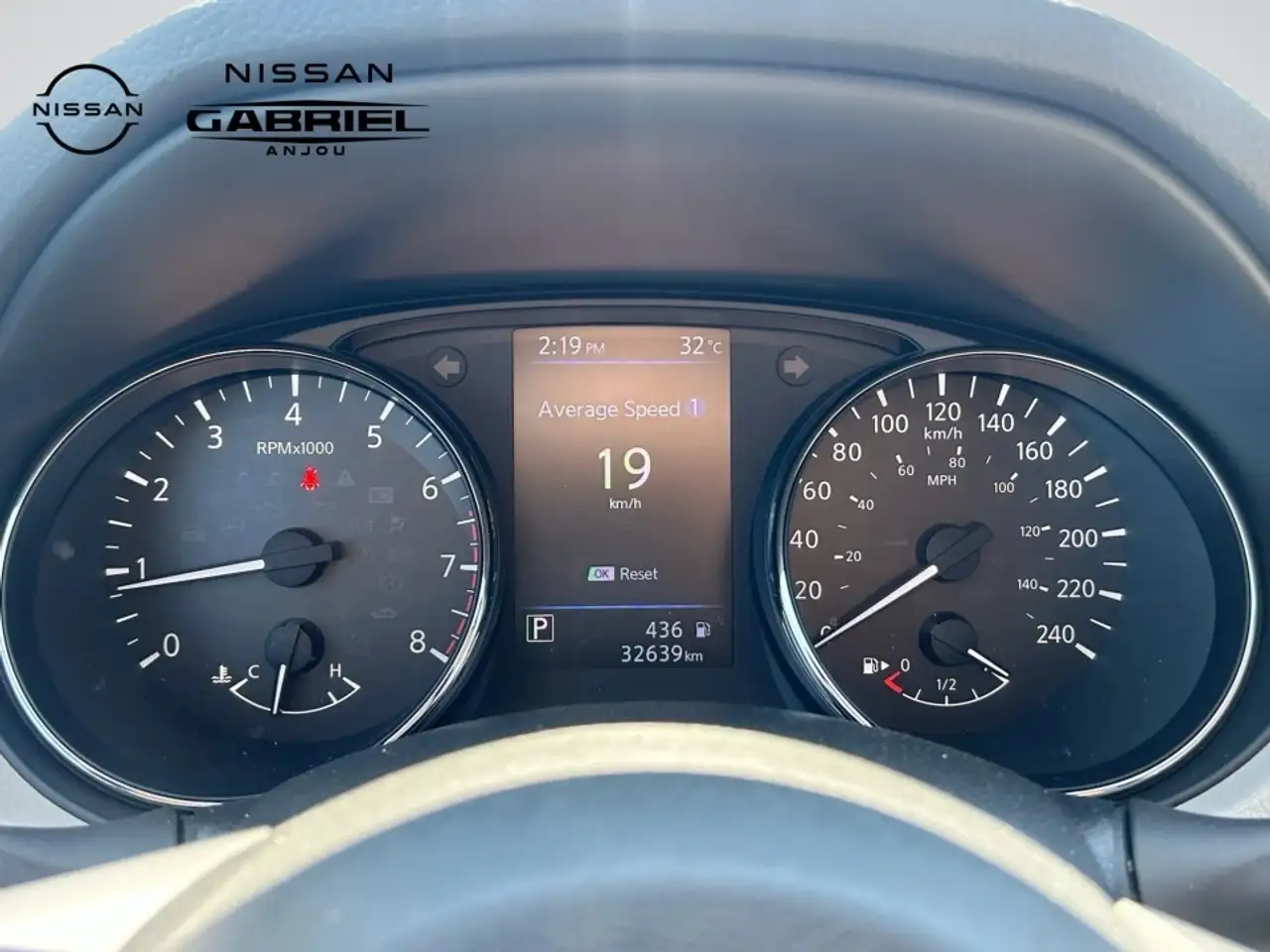 Nissan Qashqai снимка Nissan Qashqai