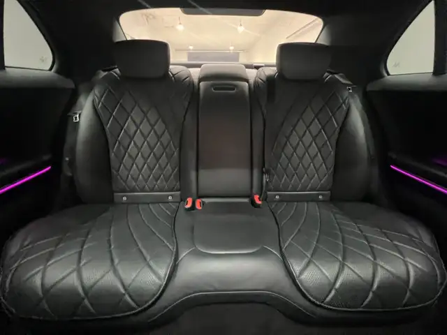 Mercedes-Benz S-Class view 22