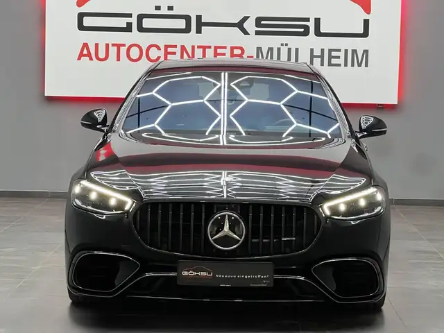 Mercedes-Benz S 500 view 3