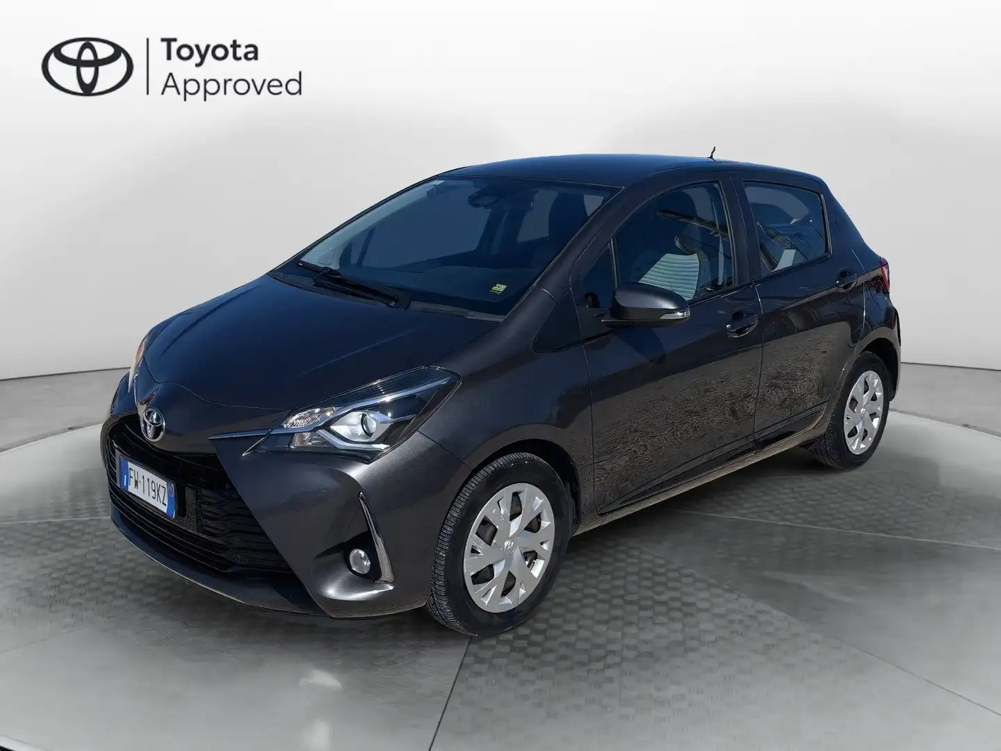 Toyota Yaris Yaris 1.0 5 porte Active Grigio - 1