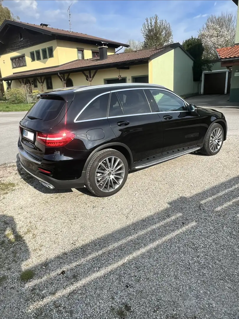 Mercedes-Benz GLC 250 d 4MATIC Aut. AMG LINE Schwarz - 2