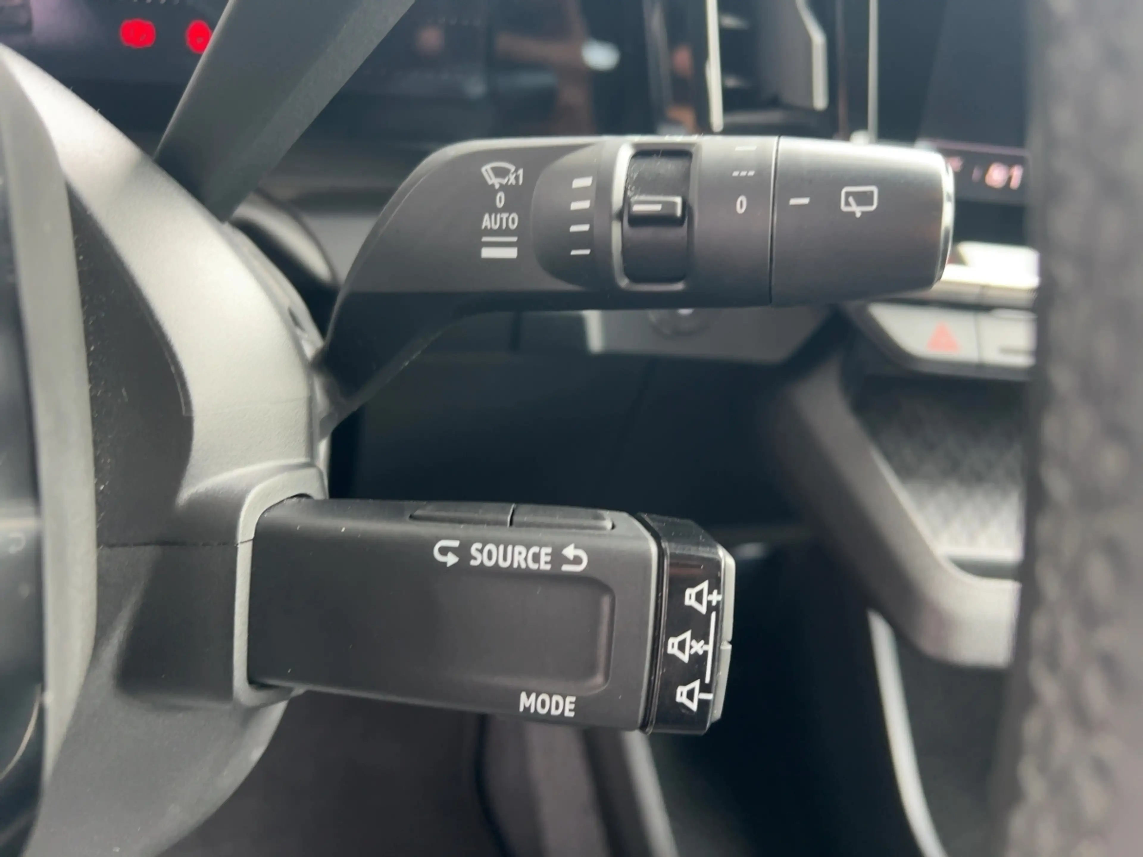 Renault Megane E-Tech EV40 130HP Equilibre — photo 14