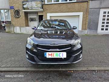 1.6 CRDi MHEV Business Line e-Clutch