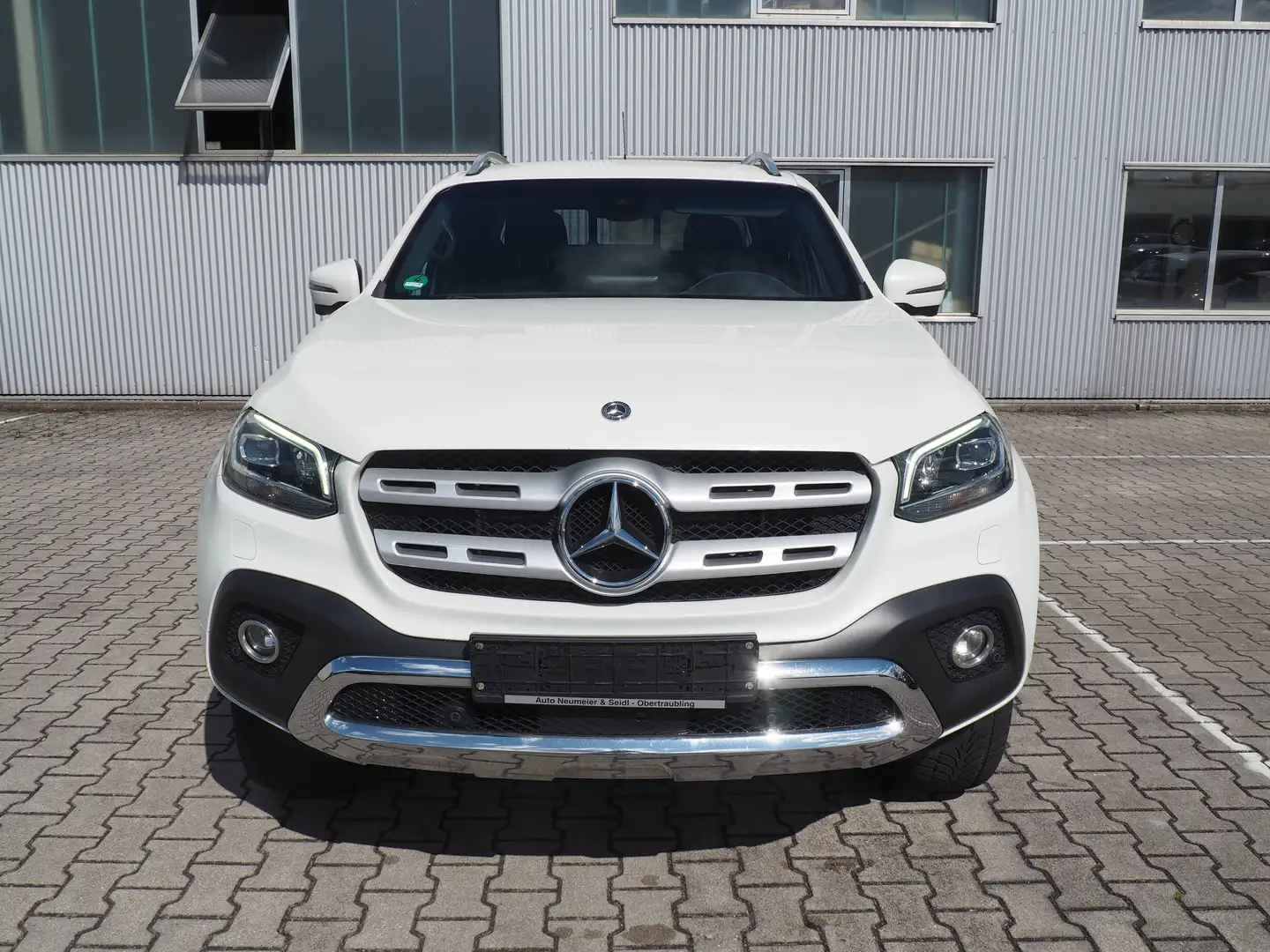 Mercedes-Benz X 350 d 4MATIC Aut. POWER EDITION*AHK*Off-Road*360°* Weiß - 2