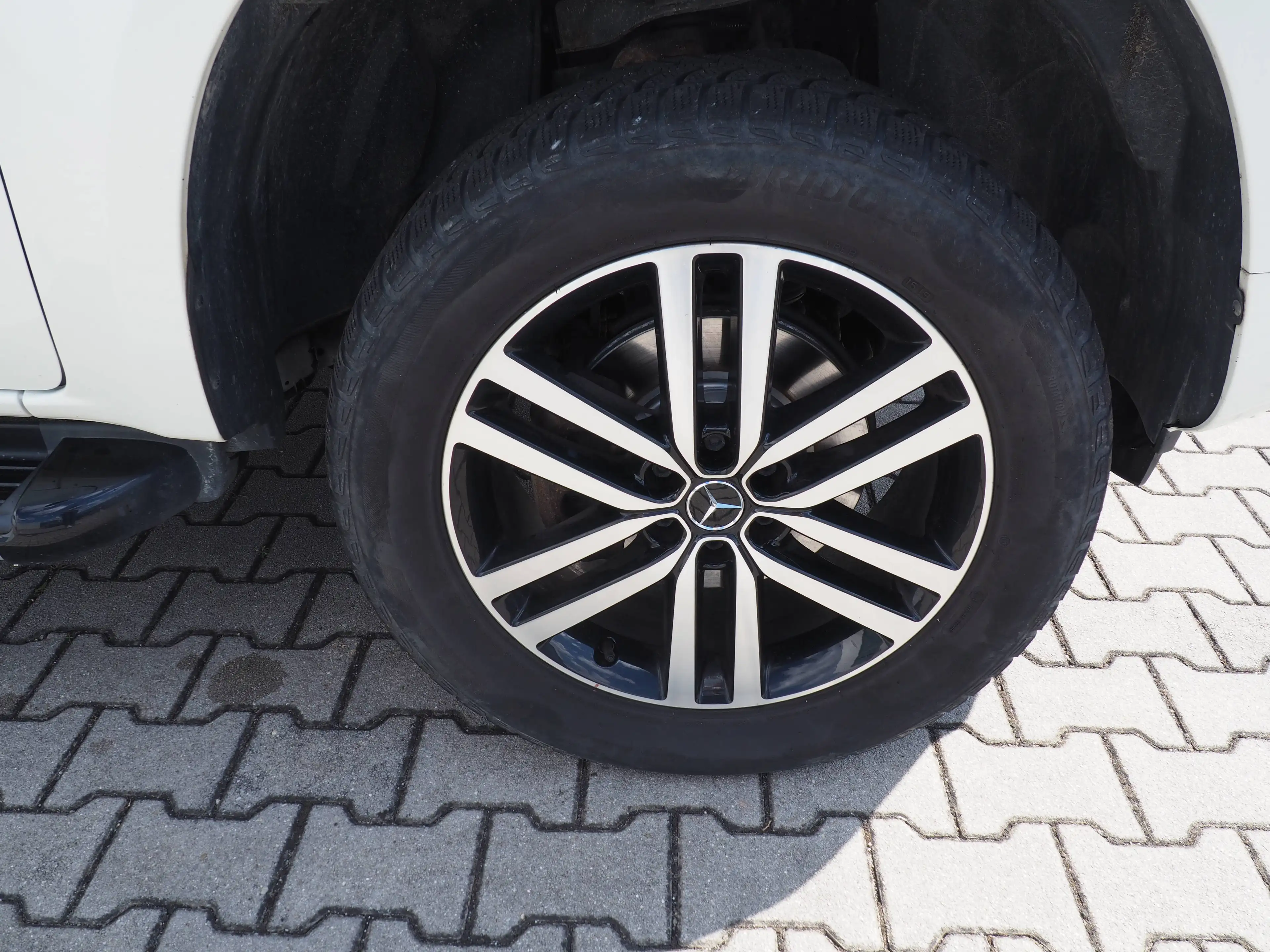 Mercedes-Benz X 350 d 4MATIC Aut. POWER EDITION*AHK*Off-Road*360°* — photo 9