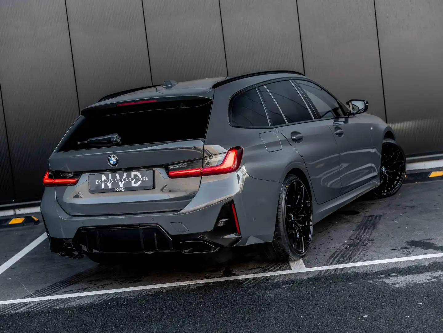 BMW 340 M-sport Facelift| Pano | Trekh | 360 |Hifi| Headup Gris - 2