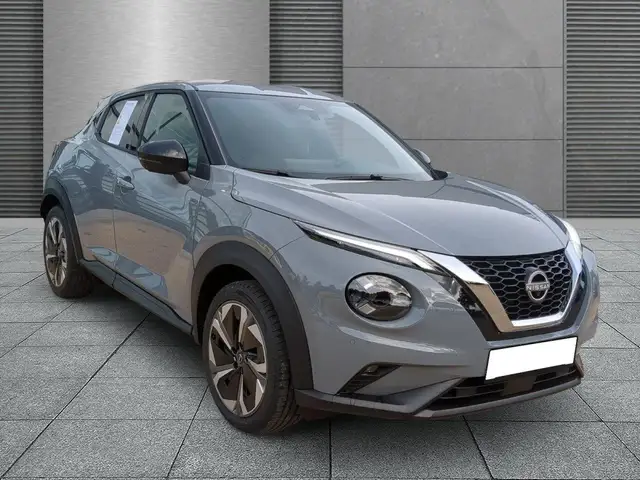 Nissan Juke N-Connecta PDC+LKHZ+SHZ+RFK 1.0 DIG-T 84 kW (11...