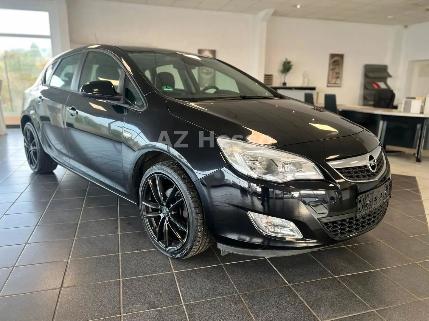 Opel Astra J Lim. 5-trg. Edition*TÜVNEU*INSPNEU Schwarz - 1