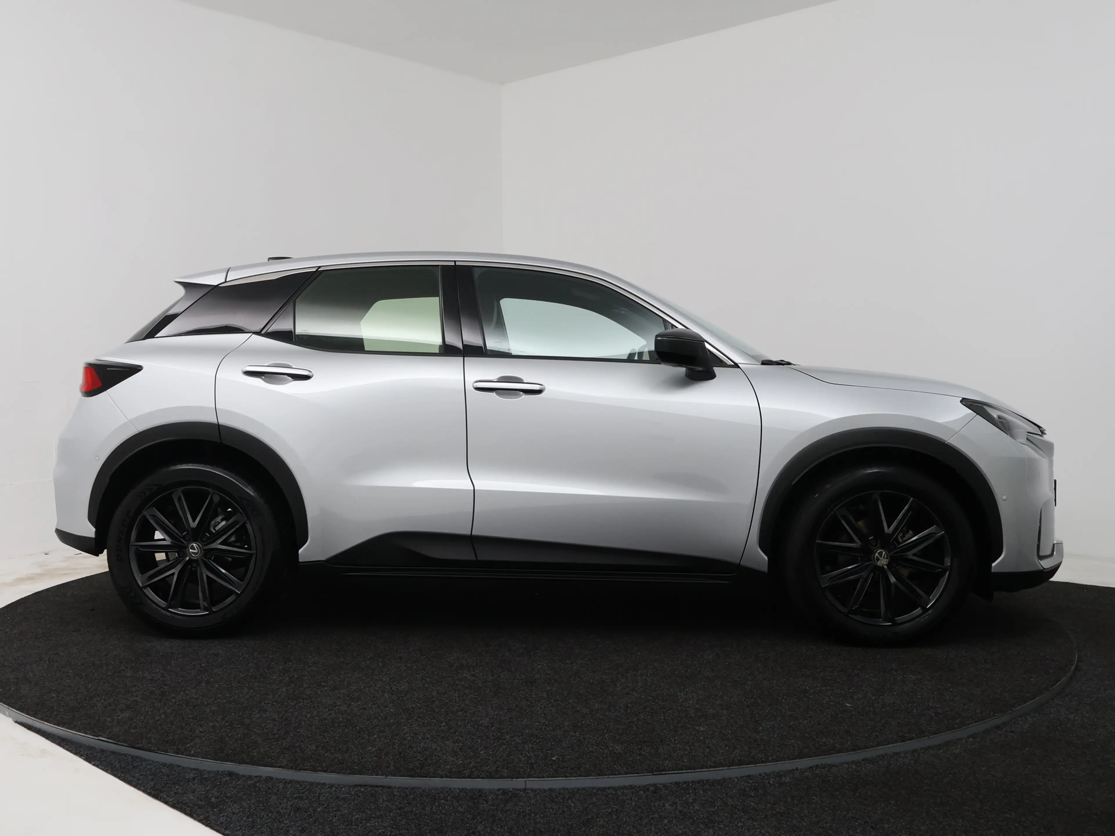 Lexus LBX 1.5 Relax 2WD | Advanced Pack | — photo 14