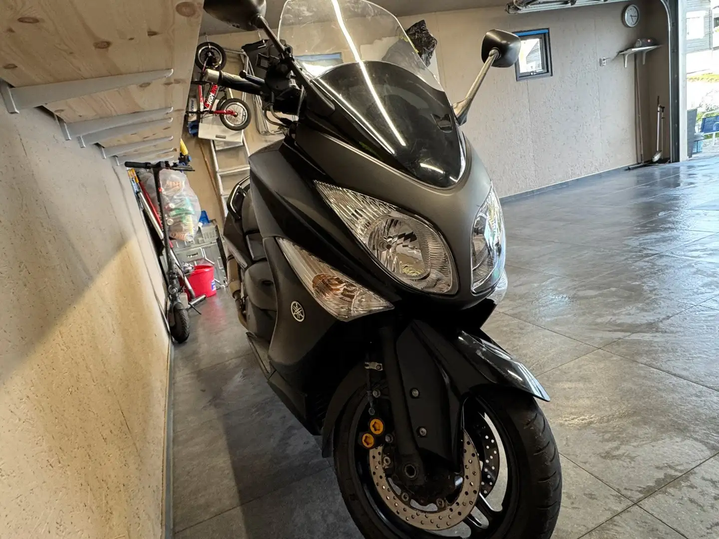 Yamaha TMAX 500 Schwarz - 1
