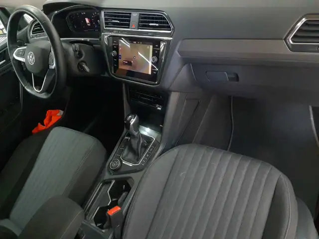 Volkswagen Tiguan view 9