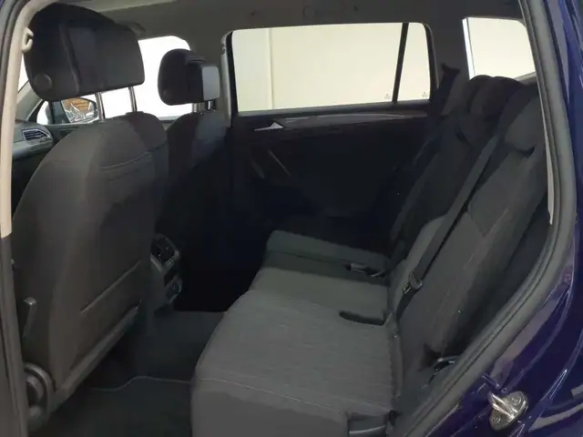 Volkswagen Tiguan view 13
